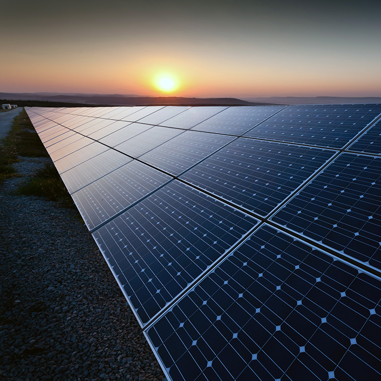 Power plant using renewable solar panels for energy at sunrise